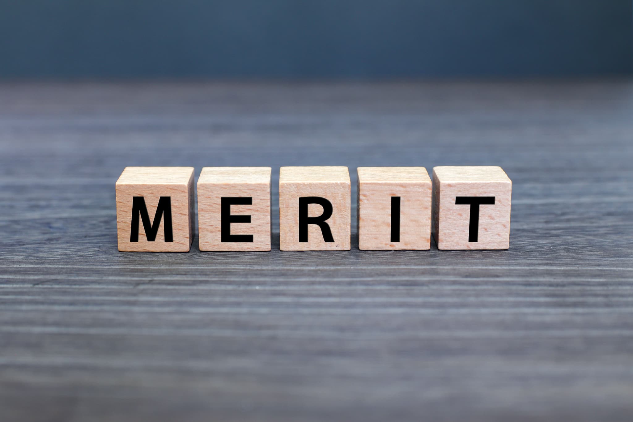 矯正治療で抜歯をするメリットのイメージ